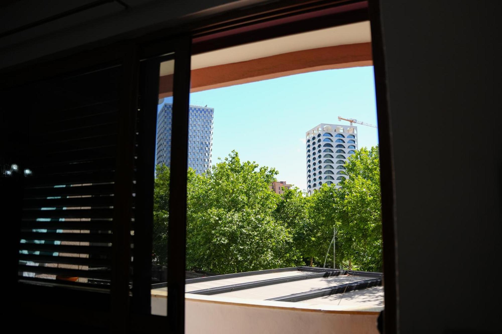 Appartement Centre Lions Gate 1 *